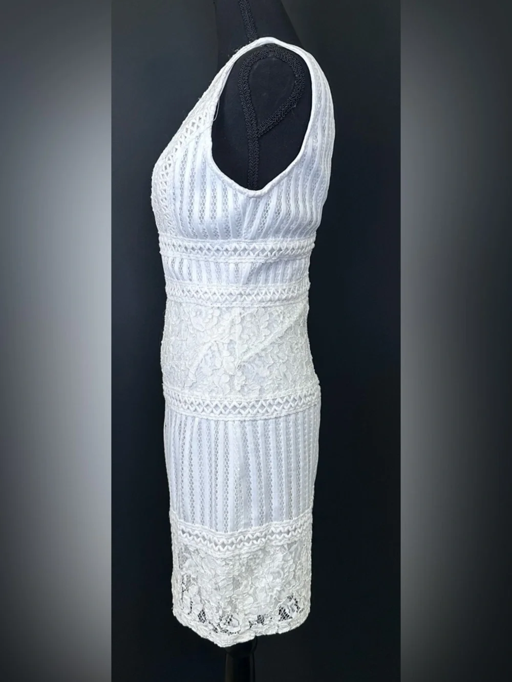 #171- Forever 21 White Lace V-Neck Bodycon Dress - Picture 8 of 9
